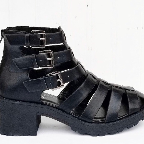 BRAND NEW IN BOX, BLACK WOVEN CAGED GLADIATOR ANKLE SHOES/BOOTS - Picture 5 of 5